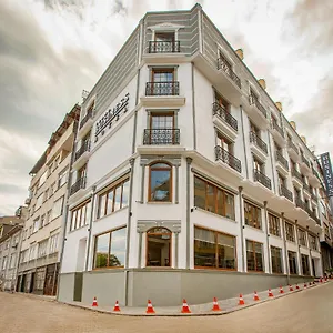 3* فندق Grand Business